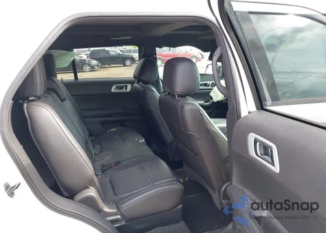 2015 Ford Explorer Xlt z USA, uszkodzony, nr VIN 1FM5K8D82FGA75969